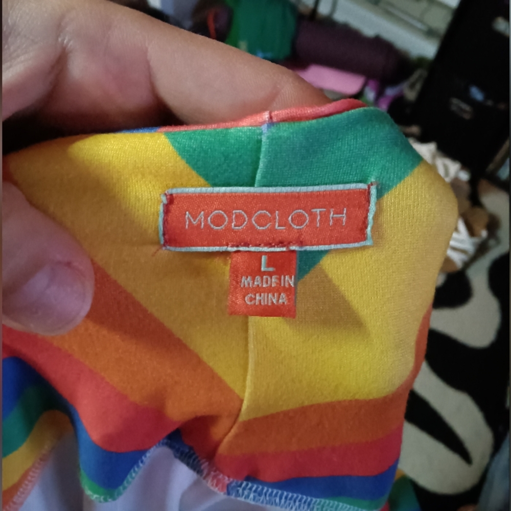 * SOLD * 🌈 Modcloth Large Rainbow Gay Pride halter Dress - Picture 6 of 6